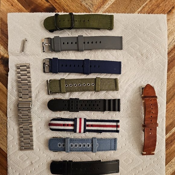 Samsung Galaxy Watch3 45mm smart watch - Picture 3 of 6